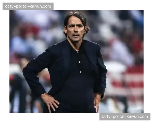 战术复盘:小因扎吉的三中卫变阵如何锁死了那不勒斯的边路进攻